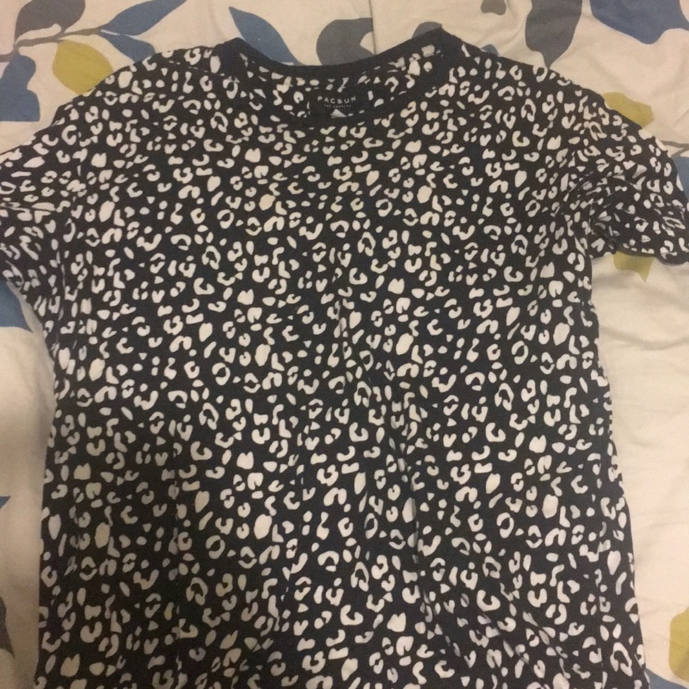 Black and white zebra print t shirt